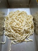 米粉入りのが気持ち色が白い麺 米粉入りのが気持ち色が白い麺