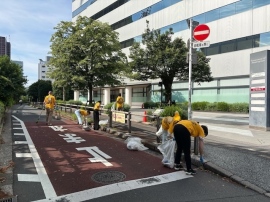 新宿 歌舞伎町・百人町のゴミ拾い・一斉朝清掃活動 ~ 国際サイエントロジー・ボランティア主催により実施されました 新宿 歌舞伎町・百人町のゴミ拾い・一斉朝清掃活動 ~ 国際サイエントロジー・ボランティア主催により実施されました