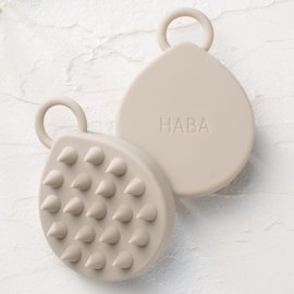 『頭皮スパブラシ(サンドベージュ)』 1,980円(税込) 『頭皮スパブラシ(サンドベージュ)』 1,980円(税込)