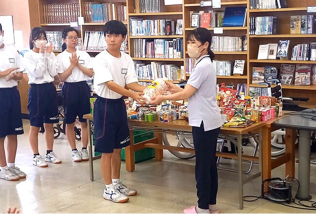 高崎市の中学校でフードドライブ寄贈式　「もったいない」を「ありがとう」へ　7月10日（木）〔群馬〕