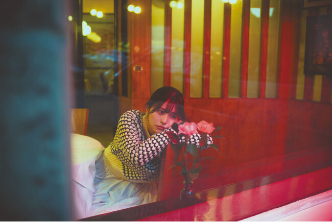 長濱ねるセカンド写真集、先行カット第11弾!渋谷パルコにて写真展も開催決定!