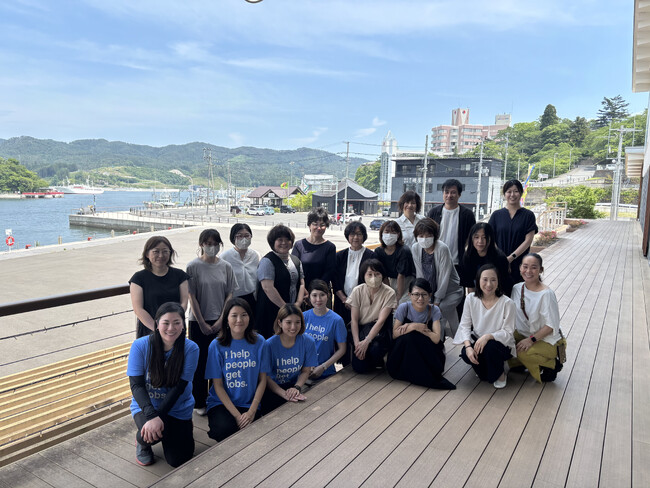 Indeed、地方在住の求職者が抱える「雇用や学びの機会の不均衡」解消に向けた一助となることを目指し、三陸沿岸地域で求職者支援プログラム「Job Squad（ジョブ・スクワッド）」を提供