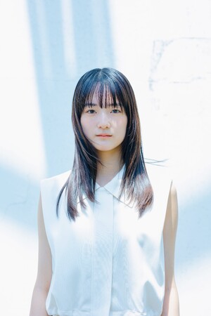 ワタナベエンターテイメントカレッジ卒業生・萩野桜さんが「ワタナベエンターテインメント」に所属決定
