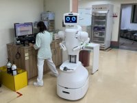 台湾企業の鴻海科技グループと看護師補助ロボットを共同開発