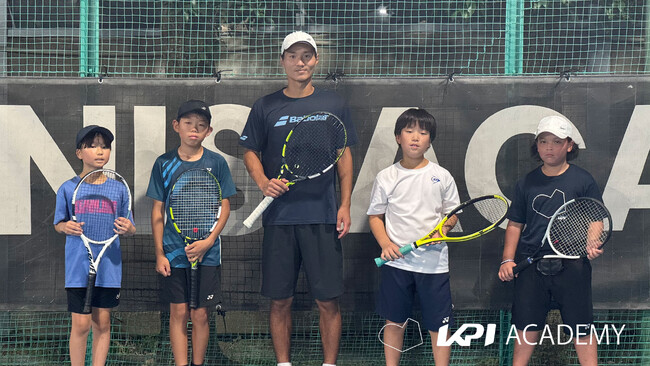 【KPI ACADEMY】望月滉太郎プロによるジュニアテニスイベント「サーブ＆リターン練習」 KPIPARKにて開催