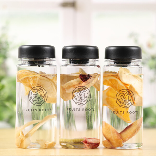 夏の水分補給を効率的に！FRUITS ROOTS「デトックスウォーター」用の国産・無添加ドライフルーツを新発売！