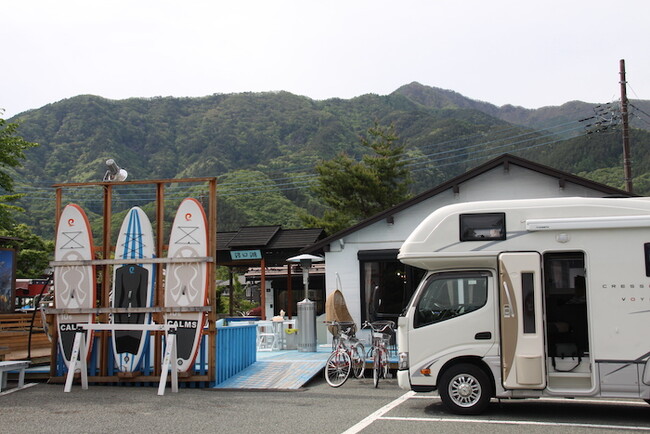 全国800ヶ所以上の車中泊施設の利用可能！キャンピングカーの旅にかかせない「くるま旅クラブ」に法人会員制度がスタート。キャンピングカーレンタル事業者の稼働率・集客率アップに期待！