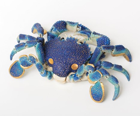 【新宿高島屋】「岡村 悠紀 展ー漣と詩ー」、７月16日（水）～28日（月）開催！　“動く陶芸”で注目のアーティストが創る、「蟹」や「ザリガニ」を題材にした精巧でリアルな作品を展観