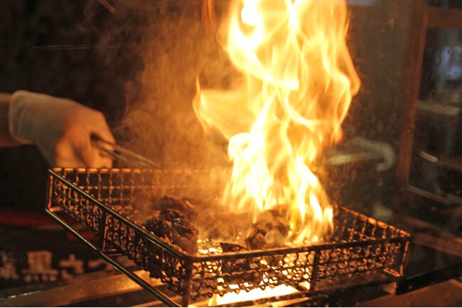 【塚田農場】名物 地鶏炭火焼が＜塚田地鶏炭火焼＞へとリニューアル！～より美味しく・より食べやすく・より満足度高く～