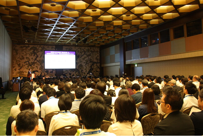 第70回日本透析医学会学術集会・総会でランチョンセミナーを共催総勢270名以上が来場、「電解水透析(R)」の新たな可能性に注目集まる