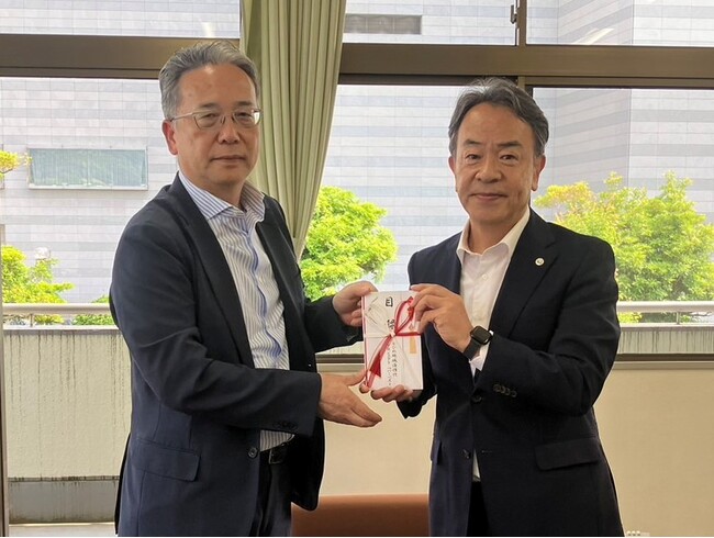 えひめ地域活性化プロジェクト『ハーベスト』　地域5団体へ寄付金を贈呈