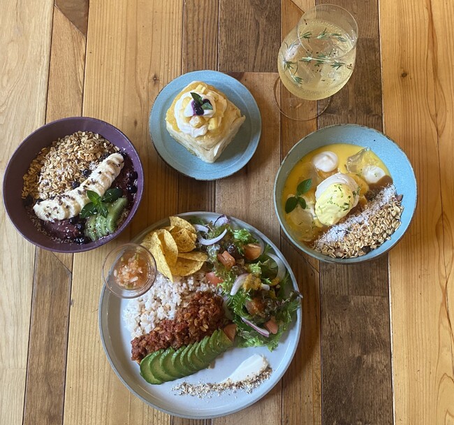 7月・8月期間限定！「1110 CAFE/BAKERY」で、暑い夏をトロピカルな発酵メニューで楽しむフェア「Plant-Based Paradise」開催。