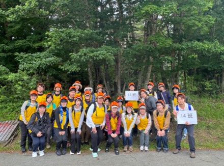 100年先の未来へ残す「富士山の森づくり」豊かな生態系を回復する育樹ボランティア活動にロクシタン社員が参加