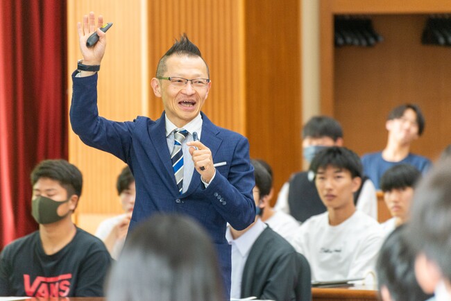 名商大 夏のオープンキャンパス学生主体の「ケースメソッド体験授業」、学長特別講演も実施