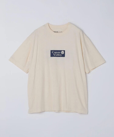 UNDYED × SHIPS“染めない”という選択を、日常へ。『UNDYED BY SHIPS』から無染色T登場