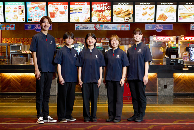 TOHOシネマズの新ユニフォームを企画・制作　～リクルート効果を期待した、様々な髪型や服装とマッチするデザイン～