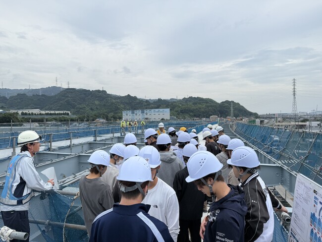 鈴与建設株式会社　静岡理工科大学の学生に建設現場体験学習を実施