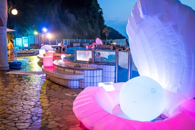 ナイトプールに行く目的とは？行ってよかった＆楽しめなかった理由を男女200人にアンケート調査！