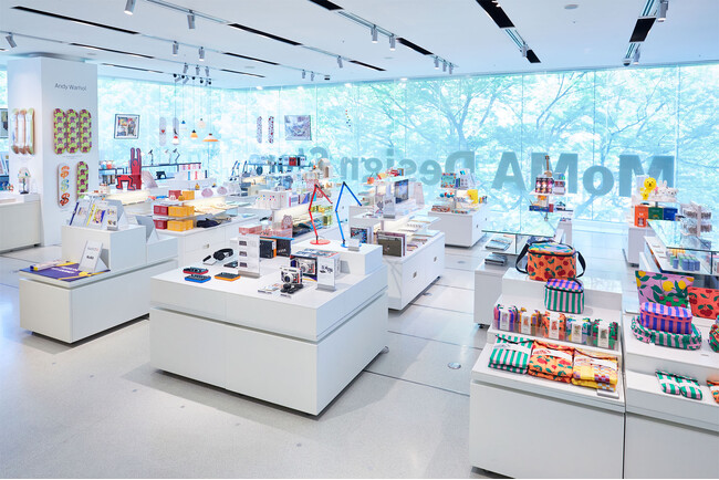 【MoMA Design Store】カラフルデザインで夏ムードを盛り上げよう！