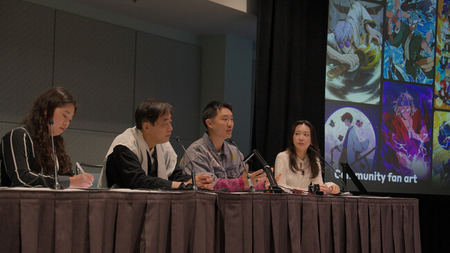Qzil.laが制作するAzukiアニメアンソロジーシリーズが、ロサンゼルスで開催された「Anime Expo 2025」のパネルセッションに登場、谷口悟朗氏とAlex Zagabond Xu氏が登壇