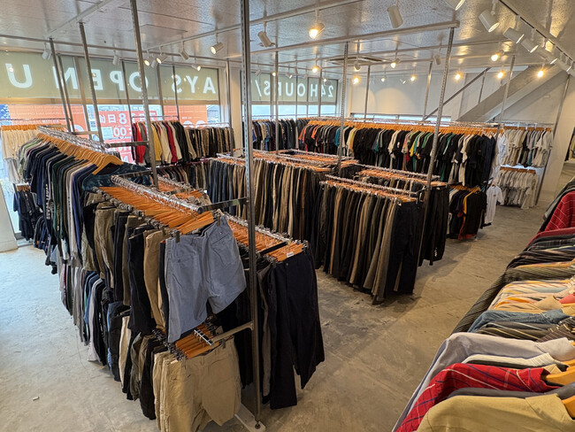 【STOPY史上最大店舗】7月18日(金)に7店舗目となる無人古着屋「STOPY 外環東大阪店」がオープン