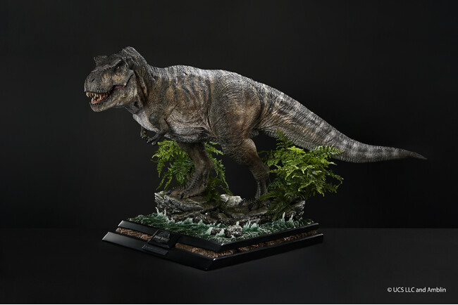 世界最速展示がスタート！最新作『ジュラシック・ワールド／復活の大地』より「ティラノサウルス・レックス」が1/6スケールスタチューでついにお披露目！