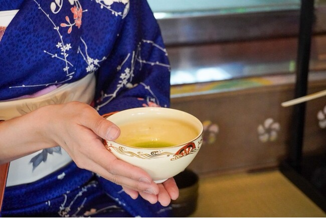 【湯の川温泉／湯元啄木亭】松岡庭園を眺めながら愉しむ「お抹茶体験」付き宿泊プラン開始！