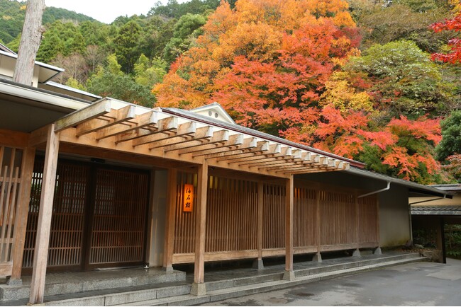 【奥湯河原温泉 海石榴つばき】10月限定企画「月見の会◇芸術鑑賞付きプラン」販売開始