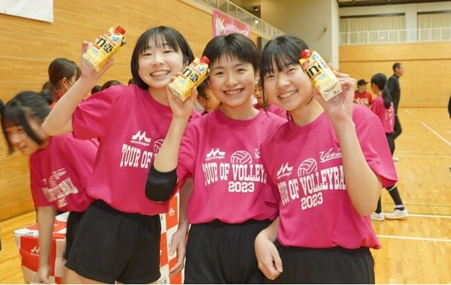竹下佳江　他　元バレーボール日本代表選手による「森永乳業杯　ツアーオブバレーボール 開催」