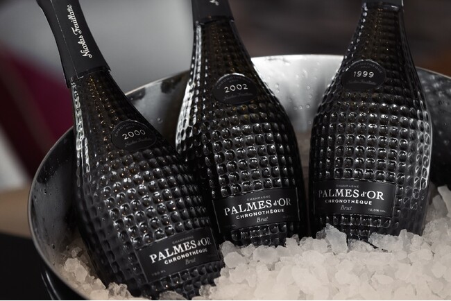【Cuvee J2 Hôtel Osaka】メゾン初のコラボレーション、ニコラ・フィアット「クロノテーク」メーカーズディナーを開催
