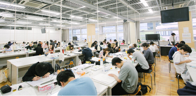 京都精華大学 マンガ学部の学科選択科目を拡充。マンガの専門性をさらに高める3学科4コースの学び。