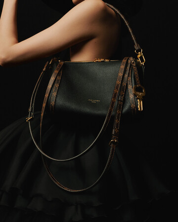 【ルイ・ヴィトン】新作シグネチャーバッグ「エクスプレス」を発売