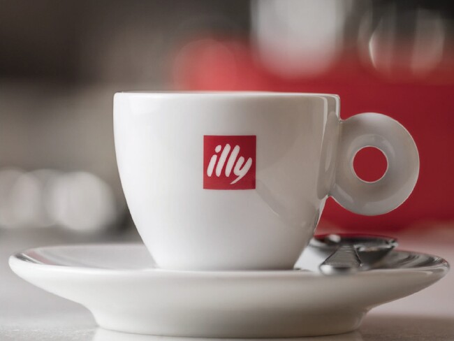 【ANAクラウンプラザホテル成田】世界140ヵ国以上で愛飲！イタリアのコーヒーブランド「illy（イリー）」が明日7月25日（金）からカフェや客室コーヒーマシーンにて登場。