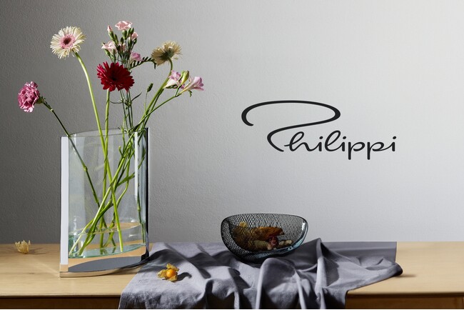 ドイツ・ハンブルグ発 シンプル＆モダンを追求する「PHILIPPI ディケードベース」 花の美しさを引き立てる洗練されたモダンデザイン