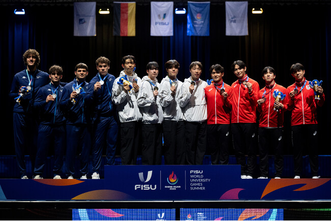 【フェンシング】FISUワールドユニバーシティゲームズ（2025/ライン・ルール） 男子サーブル団体で銅メダル獲得！