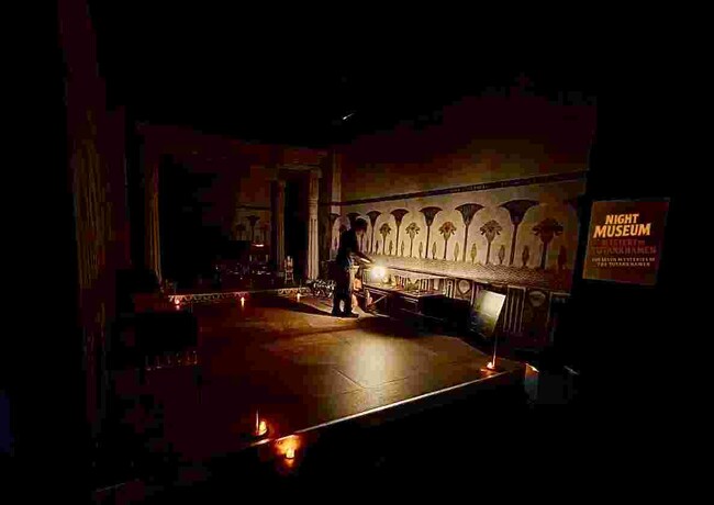 2025年、夏休みの特別企画、ツタンカーメンの謎に迫るナイトミュージアムを開催