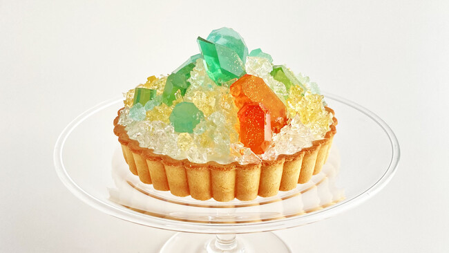 食べられる誕生石！8月の誕生石ペリドットをイメージしたアイスタルトを20台の限定販売