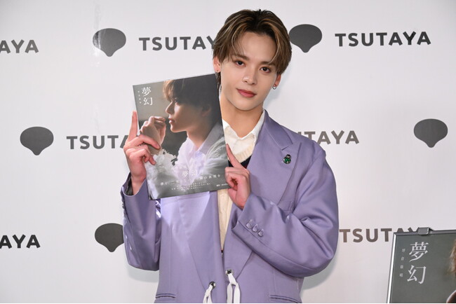 坪倉康晴が初の写真集を発売!「役者人生で歩んできたすべてが詰まっている」