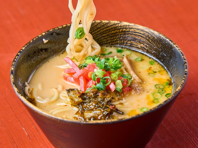 ホテル業界初コラボ！博多一幸舎監修ラーメンが朝食に登場！ラーメン・寿司・しゃぶしゃぶ三種のライブキッチンが並ぶ美食ビュッフェ