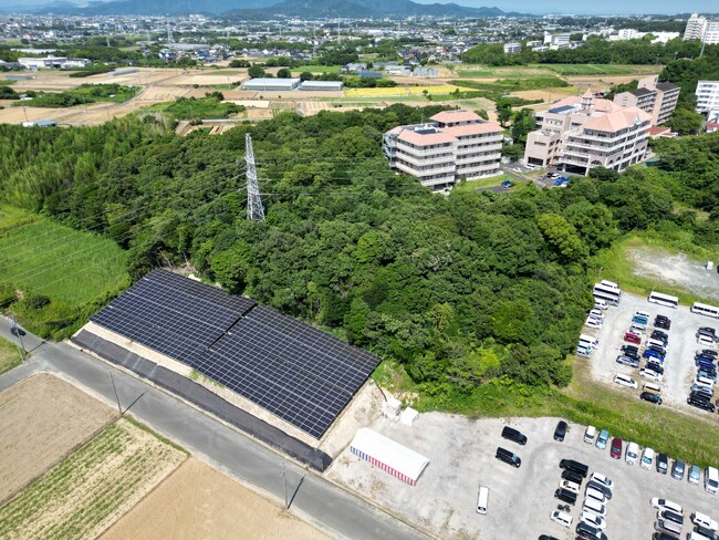 さわらびグループ、福祉村に太陽光発電所を開設