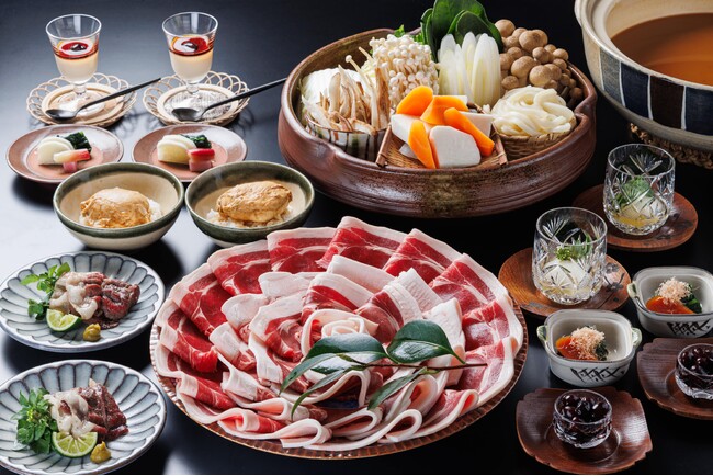 【丹波篠山・料理旅館近又】団体でご利用いただける宴会プランがスタート！最上級の天然猪肉をぼたん鍋発祥の宿で堪能。