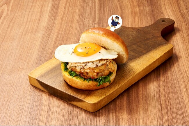 Cafe＆Bar RAGE STで『山手線環状運転100周年』を記念して期間限定バーガーを販売します！