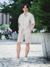 上品なシルエットで差をつける、ビジネス対応ハーフパンツ登場
カジュアル化が進むビジネスシーンに「スーツスクエア」から新提案！