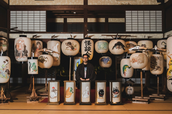 大小約50灯の八女提灯がワンビルに登場　妖怪やワンビルオリジナル提灯が、皆さまを涼しげにお出迎えします