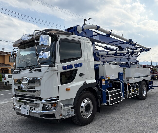 小澤総業が新型8tポンプ車を導入｜極東開発『PY-115-26D』で大規模現場対応を強化