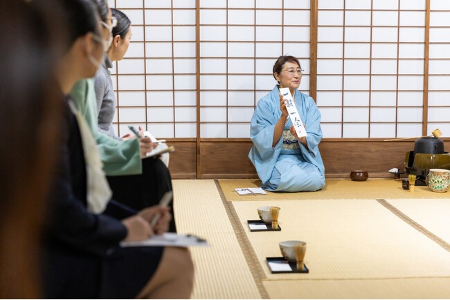 「日本のおもてなし」を体感できる特別プラン、京都・夢館の「深堀茶道体験」1周年記念割引キャンペーンのお知らせ