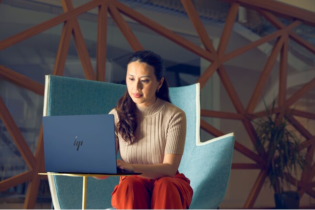 日本HP、eSIMによる常時接続が可能なモバイルPCを個人向けに販売開始