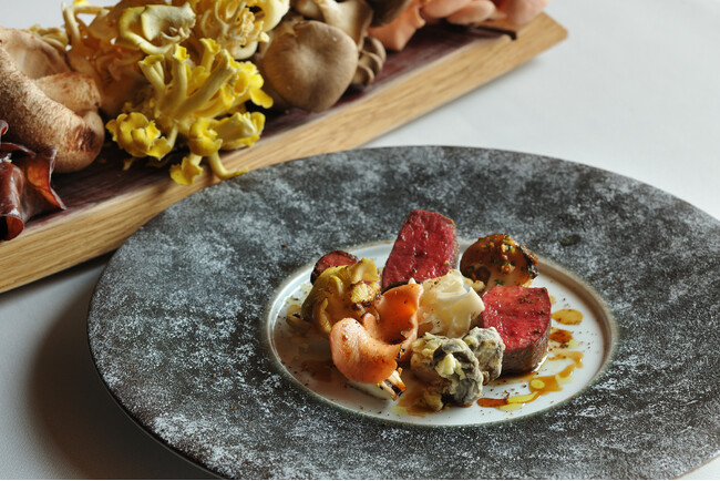 【リゾナーレ八ヶ岳】名水が育んだ八ヶ岳の秋の恵み、きのこを味わい尽くす秋限定ディナーコースを提供