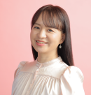 取締役副社長 加藤 史子 取締役副社長 加藤 史子