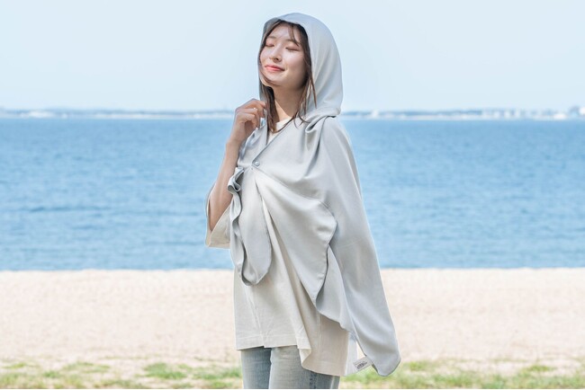 冷感ポンチョ、タオル、フードタオルなどアイスのようにひんやりする「ふりふり冷感シリーズ」が売り切れ続出。水で濡らして振るだけで-13度。熱中症対策・防災意識の高まりで大人気、再入荷のお知らせ